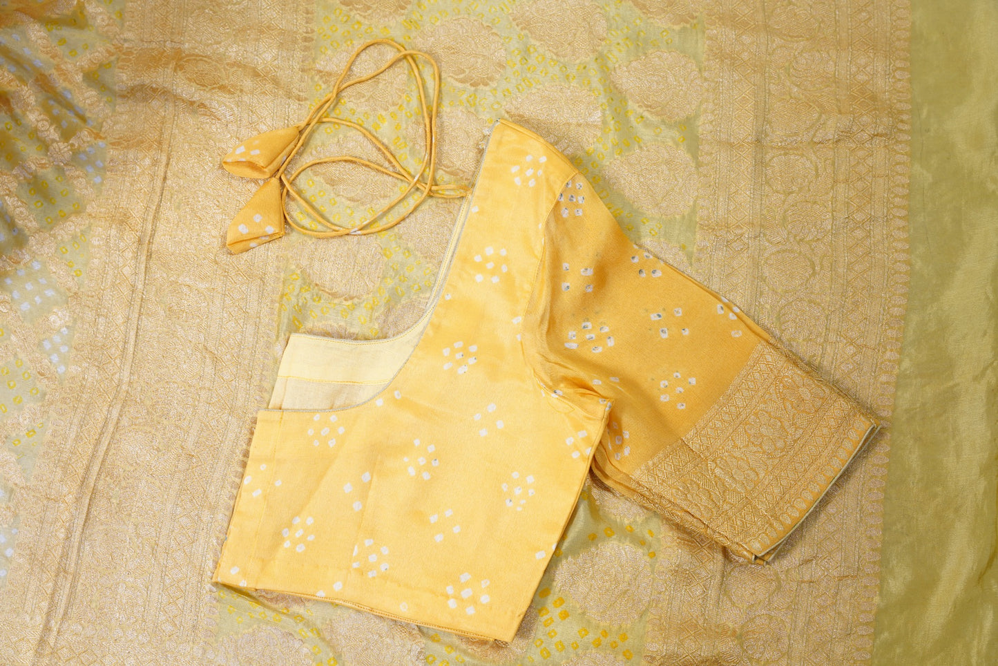 Yellow Grey Bandhani Banaras Georgette Saree
