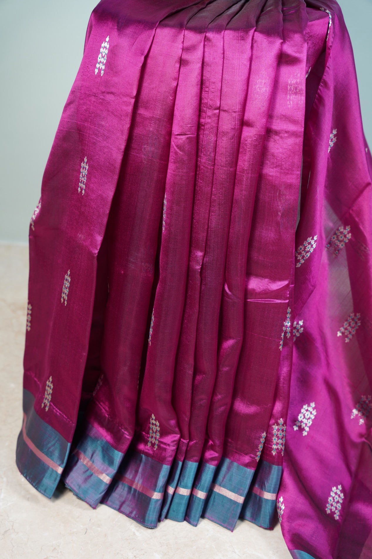 Purple Color Saree wuth Butti and Blue border