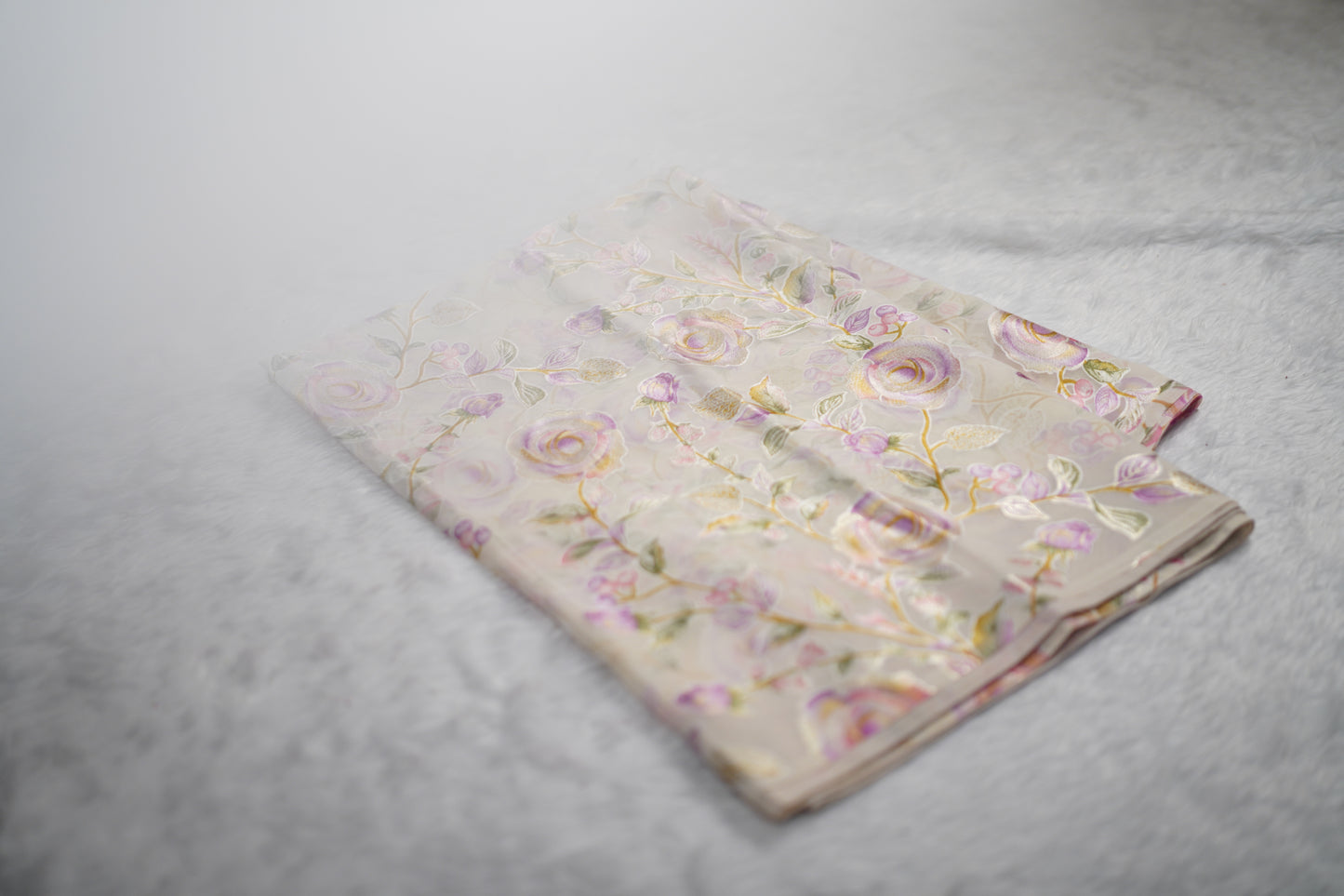Floral Chinnon saree with butti blouse-Light Pink