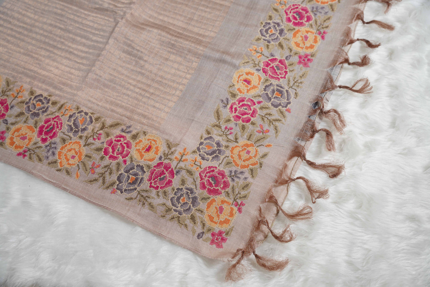 Tussar Grey with Petite border