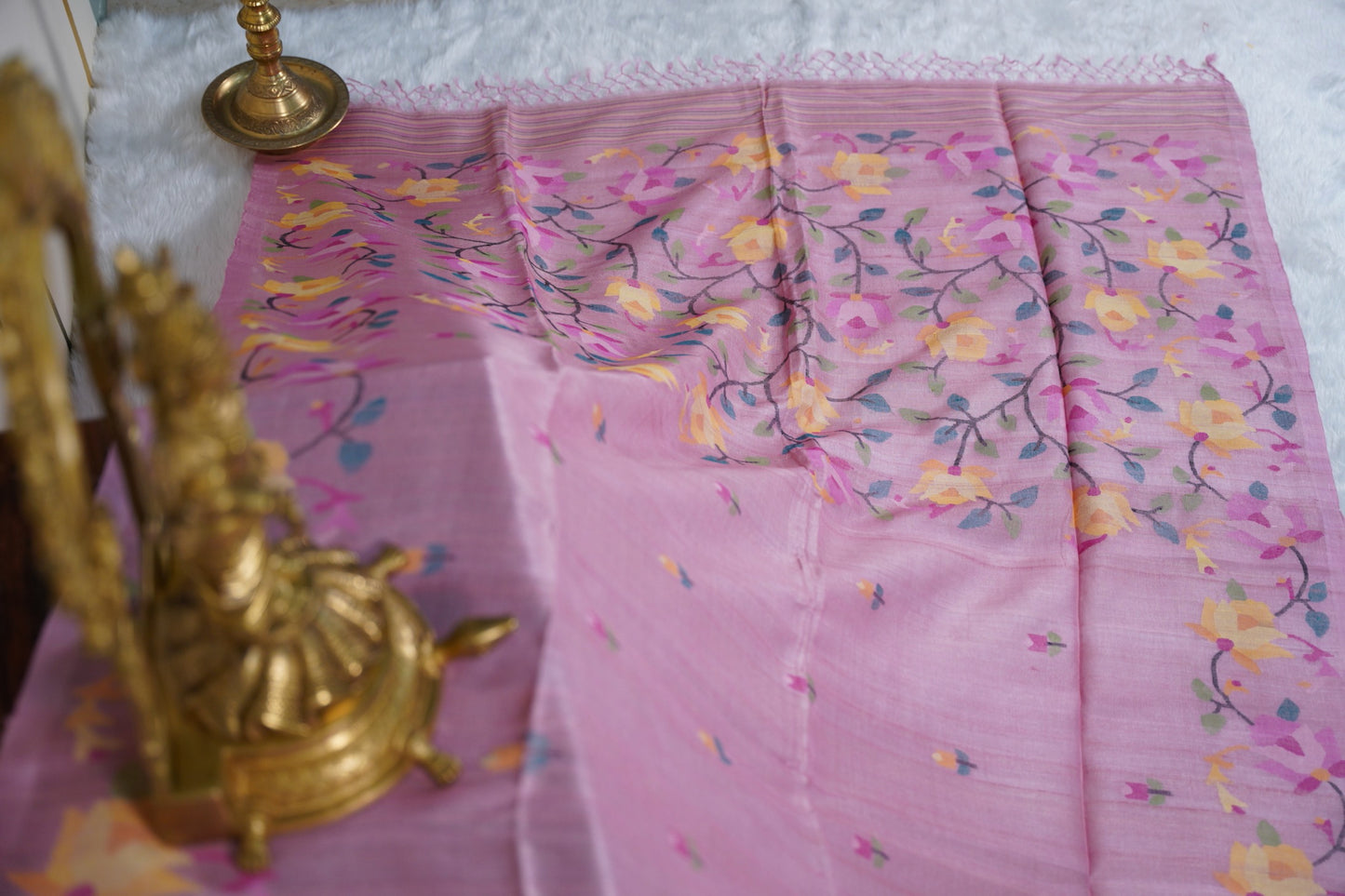 Falling Tussar Jamdani Saree in Pink