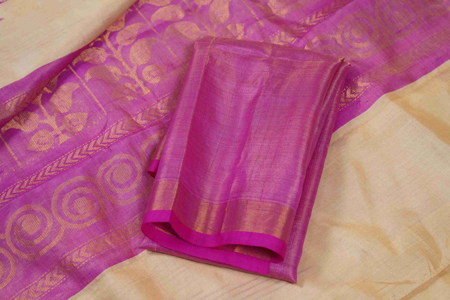 Kanchi Cream/Pink Raising Border