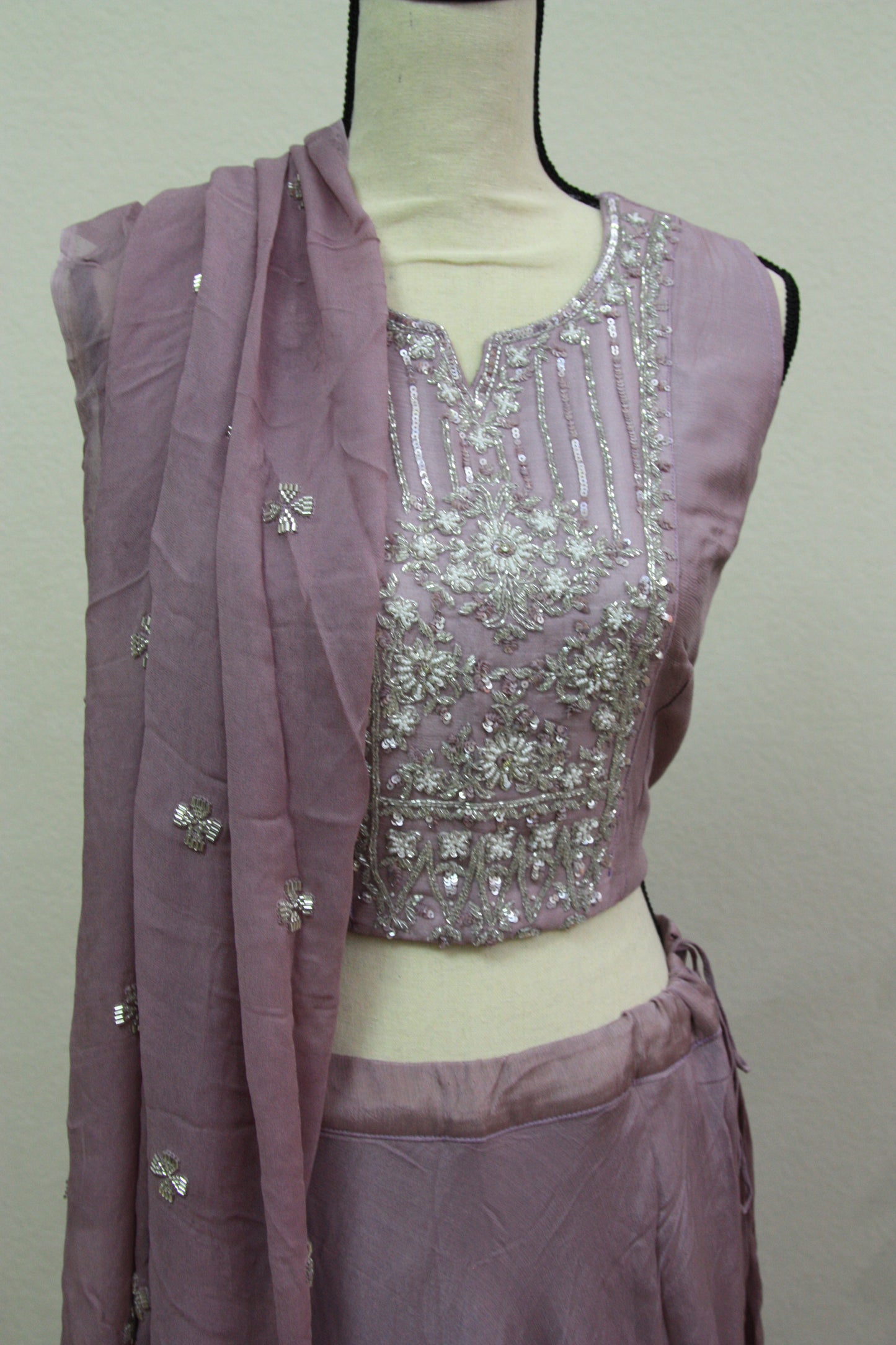 Lilac Ready-Made Choli with Silver Cut Dana Work