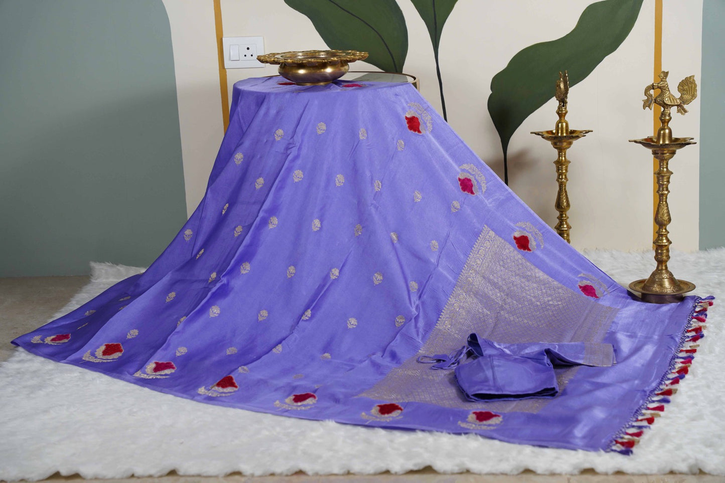 Pastel mauve Banaras velvet motifs
